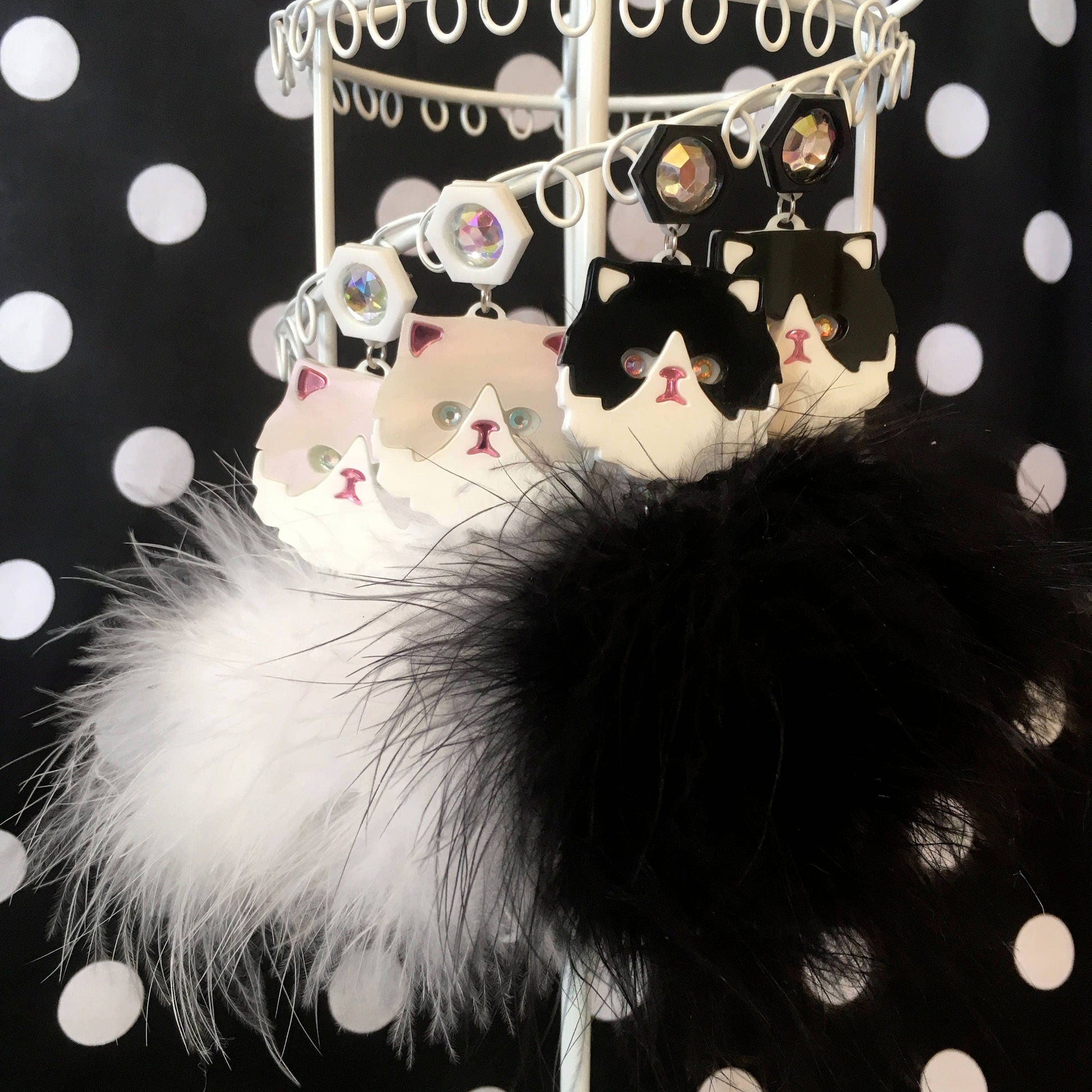Persian Kitty Cat And Pom Pom Earrings In White Or Black & White, Laser Cut Acrylic, Plastic Jewelry - Cityz Atelier Lumière